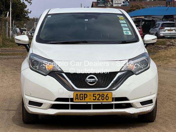2015 - Nissan  Note
