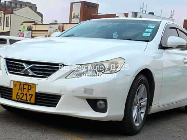 2011 - Toyota  Mark X