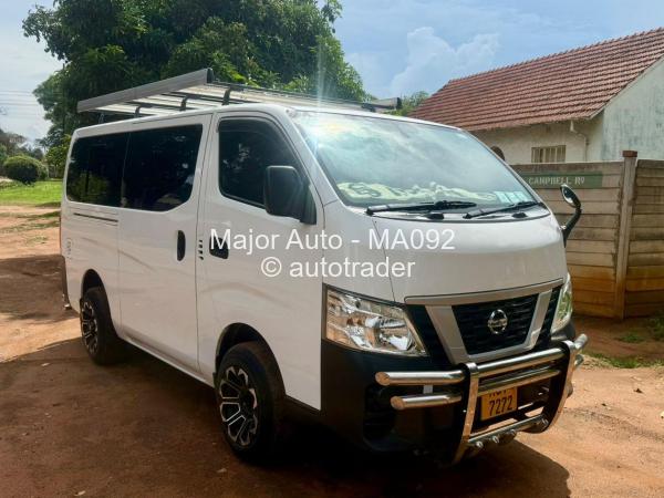 2016 - Nissan  NV350