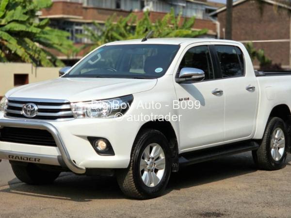 2017 - Toyota  HILUX GD6