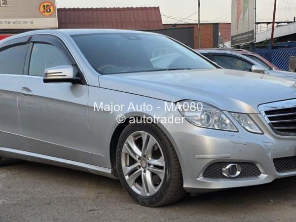 2009 - Mercedes Benz E-Class