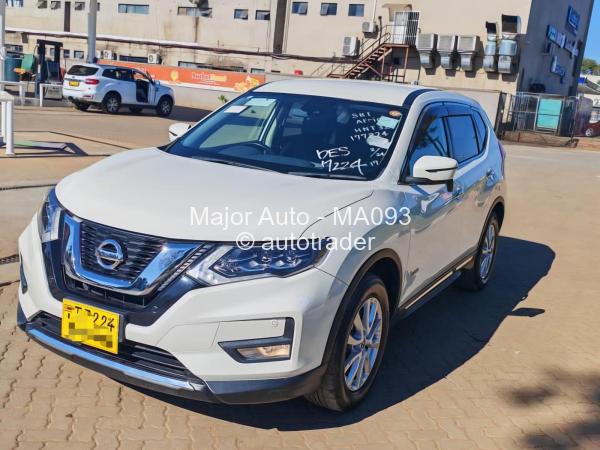 2018 - Nissan  Xtrail