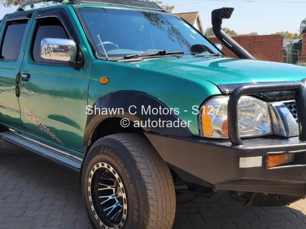 2014 - Nissan  Hardbody