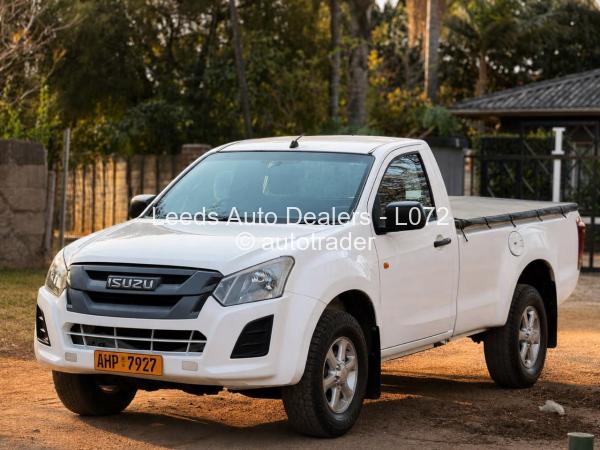 2016 - Isuzu  KB250