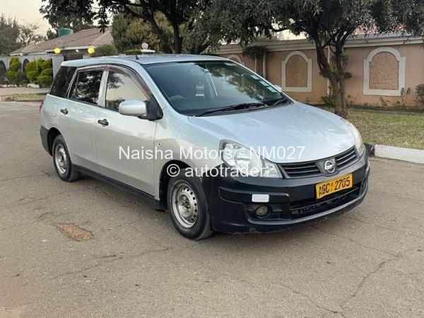 2013 - Nissan  AD Van