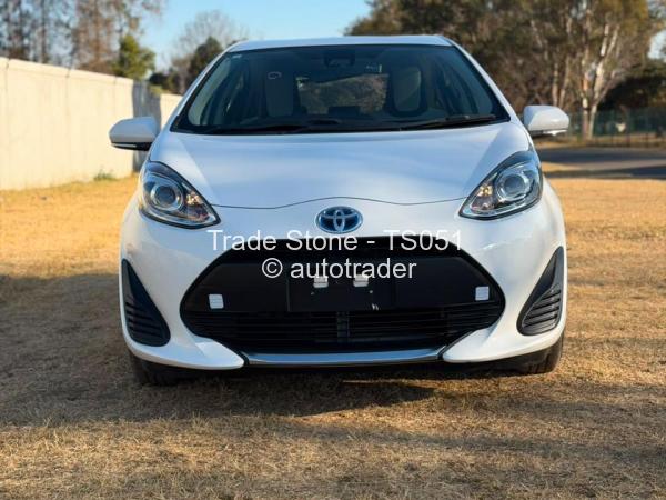 2020 - Toyota  Aqua