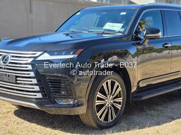 2026 - Lexus  LX 500D