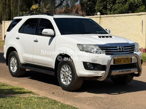 2012 - Toyota  Fortuner