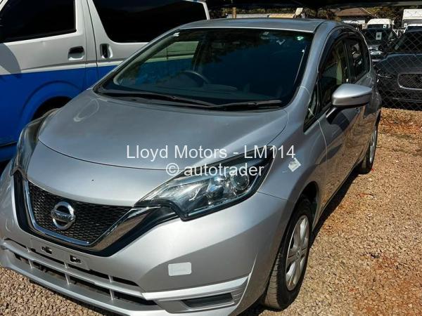 2017 - Nissan  Note