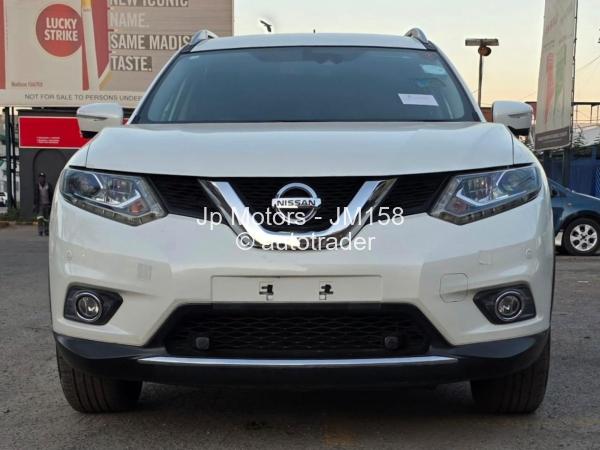 2017 - Nissan  Xtrail