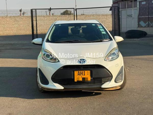 2018 - Toyota  Aqua