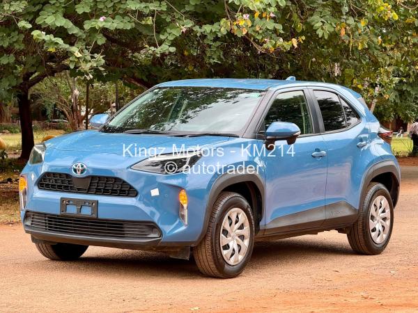 2021 - Toyota  Yaris