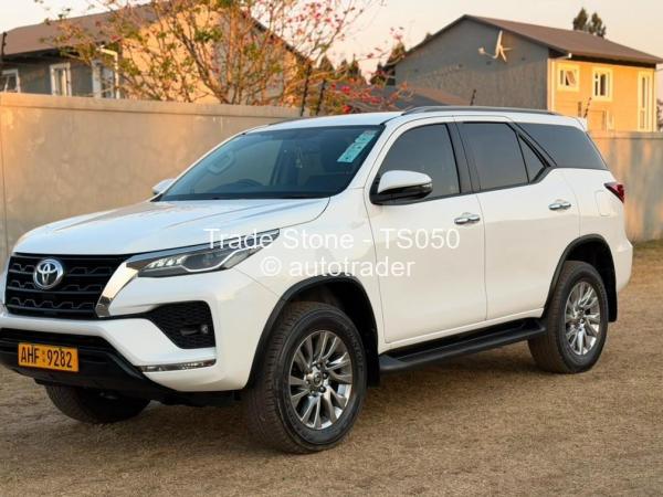 2022 - Toyota  Fortuner