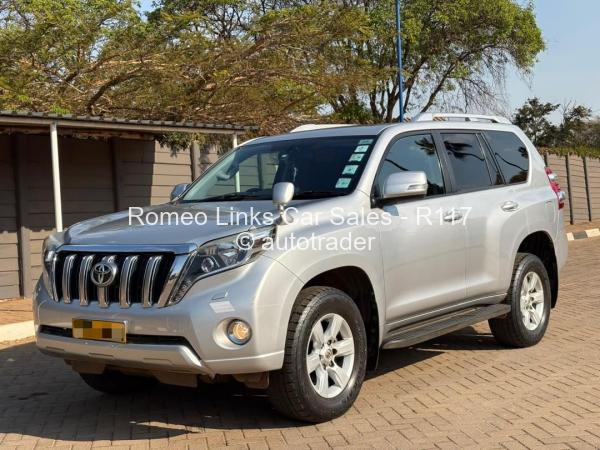 2015 - Toyota  PRADO TX
