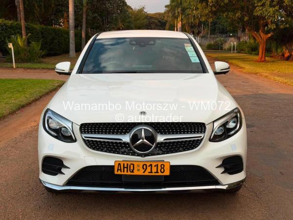 2017 - Mercedes Benz GLC
