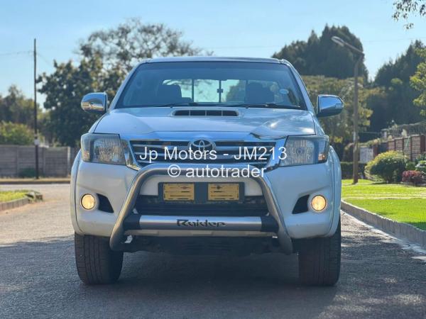 2015 - Toyota  Hilux D4D
