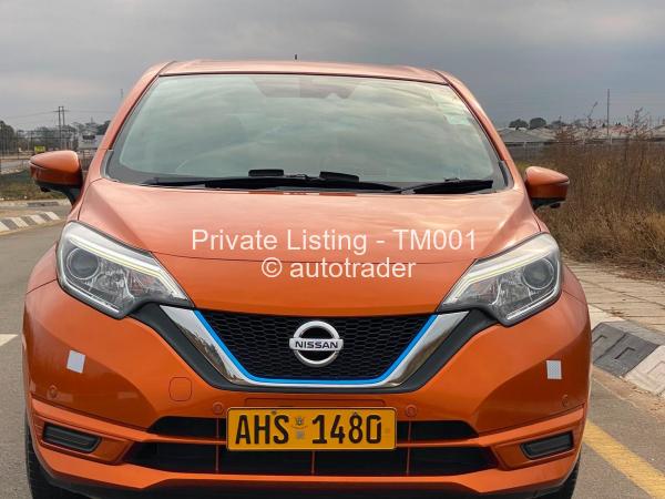 2017 - Nissan  Note