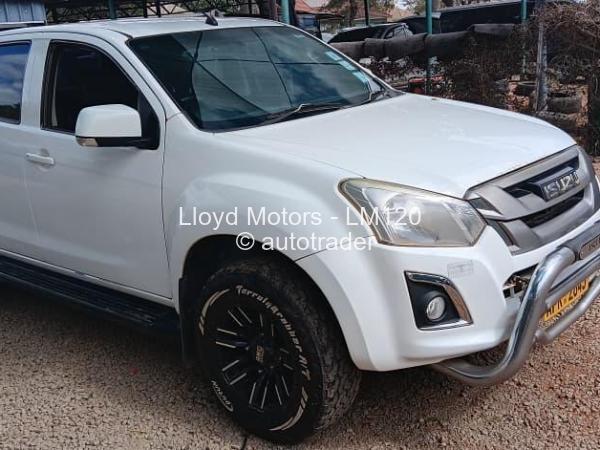 2013 - Isuzu  KB300