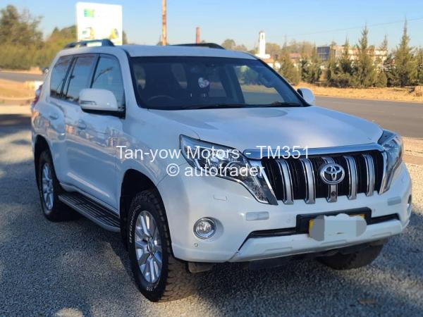 2016 - Toyota  Land Cruiser Prado