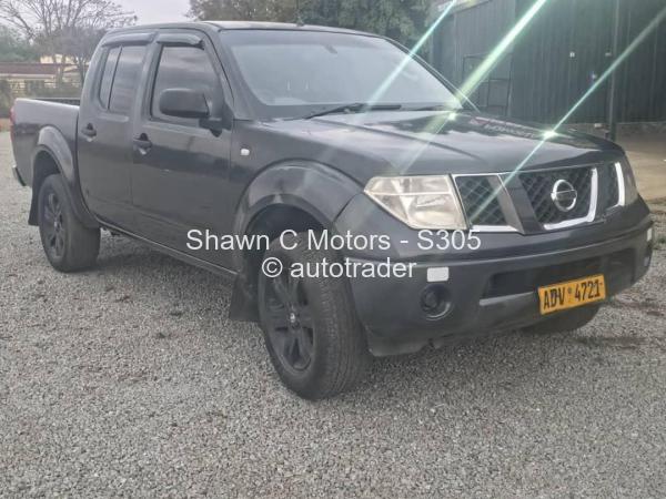 2013 - Nissan  Navara