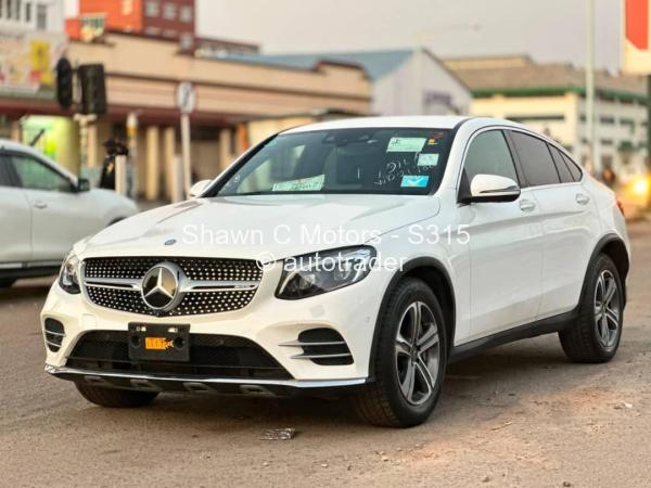 2018 - Mercedes Benz GLC