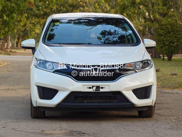 2016 - Honda Fit