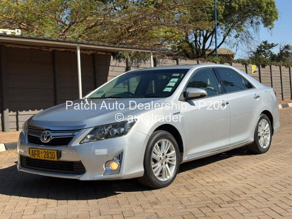 2012 - Toyota  Camry