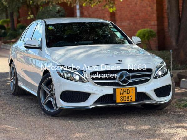 2017 - Mercedes Benz C200