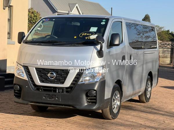2017 - Nissan  NV350