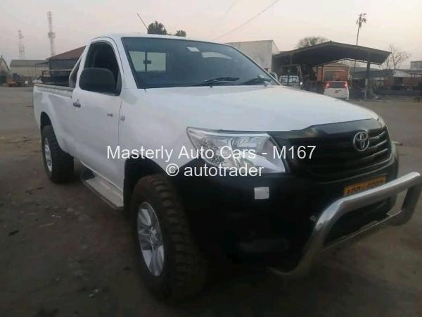 2011 - Toyota  Hilux