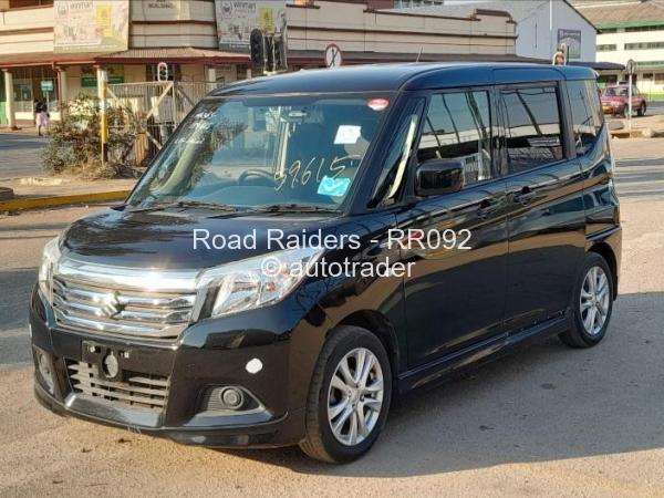 2017 - Suzuki  Solio