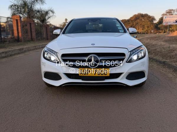 2016 - Mercedes Benz C-Class