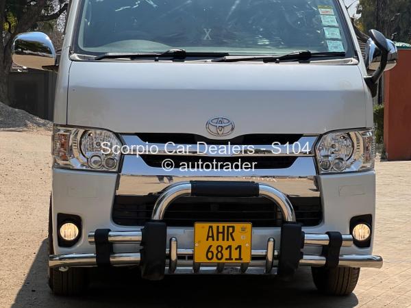 2017 - Toyota  Hiace