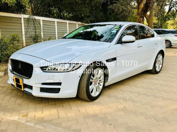 2016 - Jaguar XE