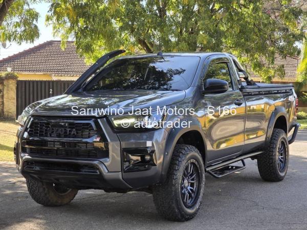 2020 - Toyota  Hilux