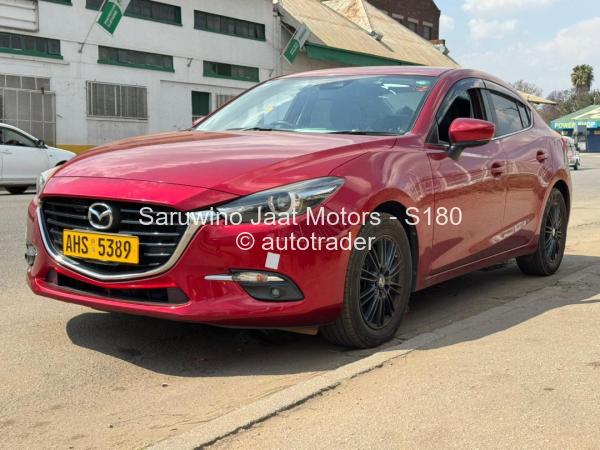 2017 - Mazda  axela