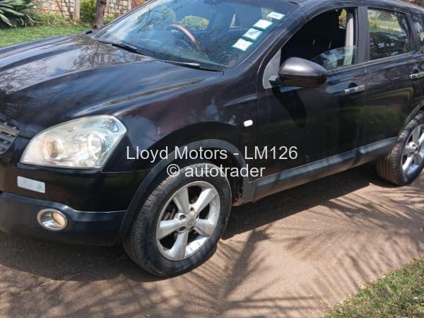 2010 - Nissan  Qashqai 