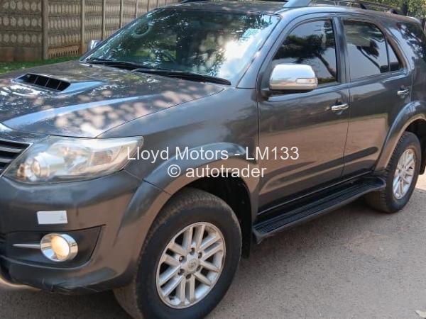 2015 - Toyota  Fortuner
