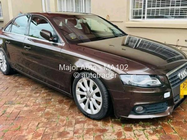 2010 - Audi  A4
