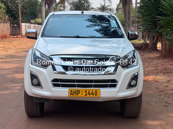 2018 - Isuzu  KB300 LX D-TEQ