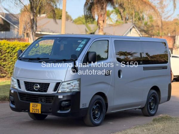 2017 - Nissan  NV350