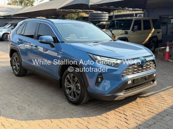 2023 - Toyota  RAV4