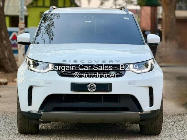 2017 - Land-Rover  Discovery 5