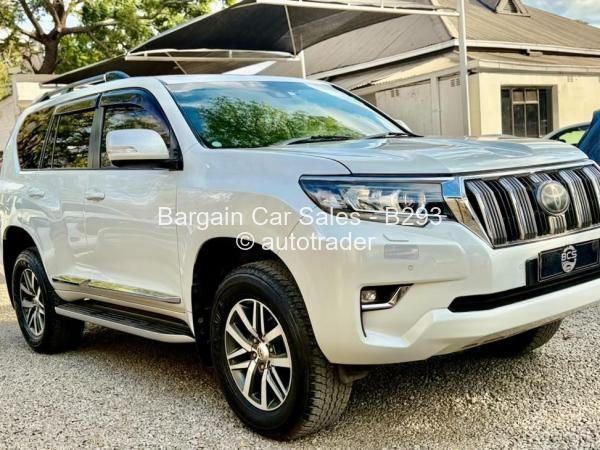 2017 - Toyota  Land Cruiser Prado