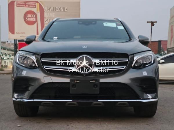 2017 - Mercedes Benz GLC