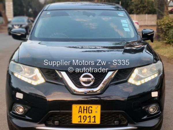 2017 - Nissan  X-Trail