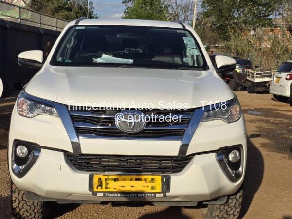2018 - Toyota  Fortuner