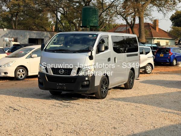 2016 - Nissan  NV350