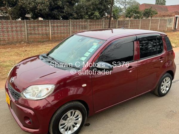 2017 - Toyota  Passo