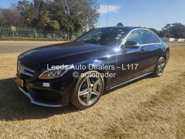 2017 - Mercedes Benz C200